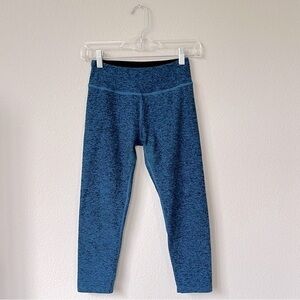 BEYOND YOGA // Spacedye Capri Leggings in Celestial Blue, size M, VGUC